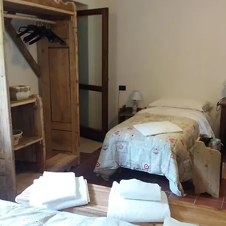 Feriegård Rifugio Al Del Mortirolo In Inverno Raggiungibile Solo A Piedi Monno