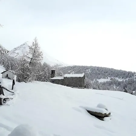 Rifugio Al Del Mortirolo In Inverno Raggiungibile Solo A Piedi * Monno